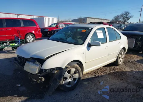 2004 Volkswagen Jetta Gls 2.0L z USA, uszkodzony, nr VIN 3VWSK69M14M094465